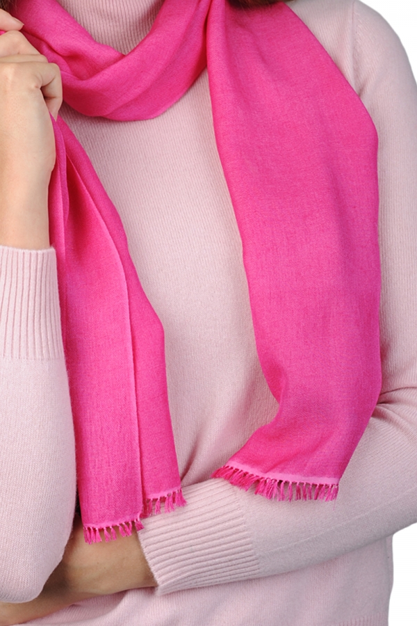 Cashmere & Seta cashmere donna sciarpe foulard scarva rosa molto intenso 170x25cm